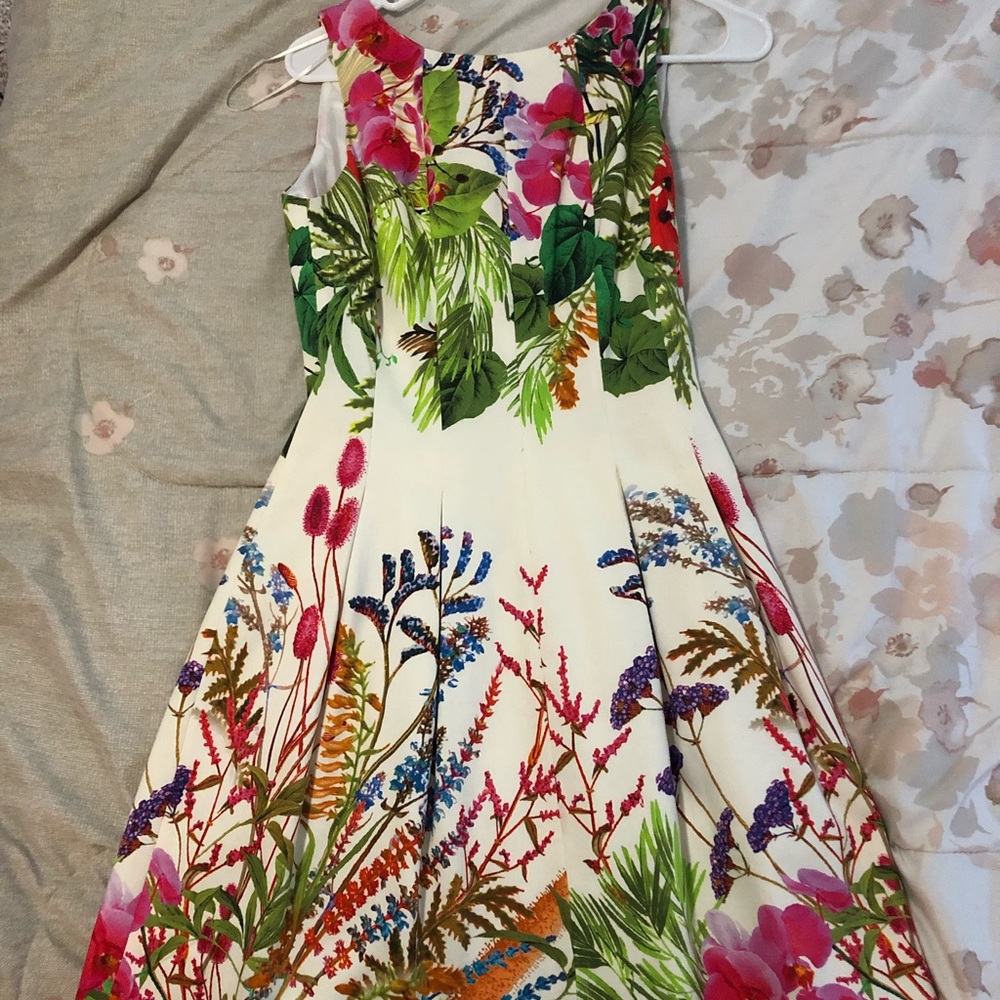 ⭐️FINAL PRICE DROP ⭐️Zara basic dress